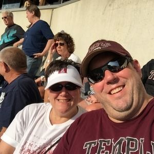 Meet your Posher, Lora